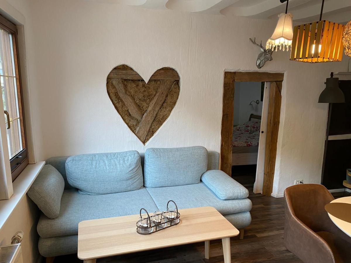 Schoene Ferienwohnung Burgruine Fachwerkhaus バッハラッハ エクステリア 写真