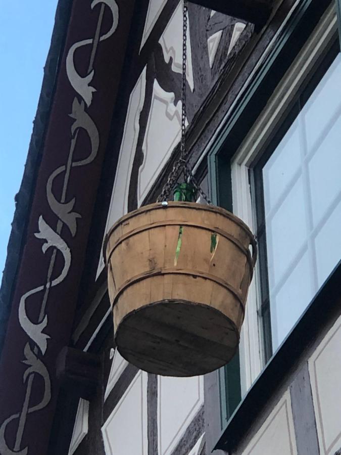 Schoene Ferienwohnung Burgruine Fachwerkhaus バッハラッハ エクステリア 写真